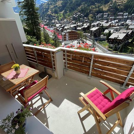 Haus Oasis Apartamento Zermatt Exterior foto